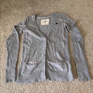 Abercrombie & Fitch Light Gray Cardigan w/ pockets and jewel buttons size small